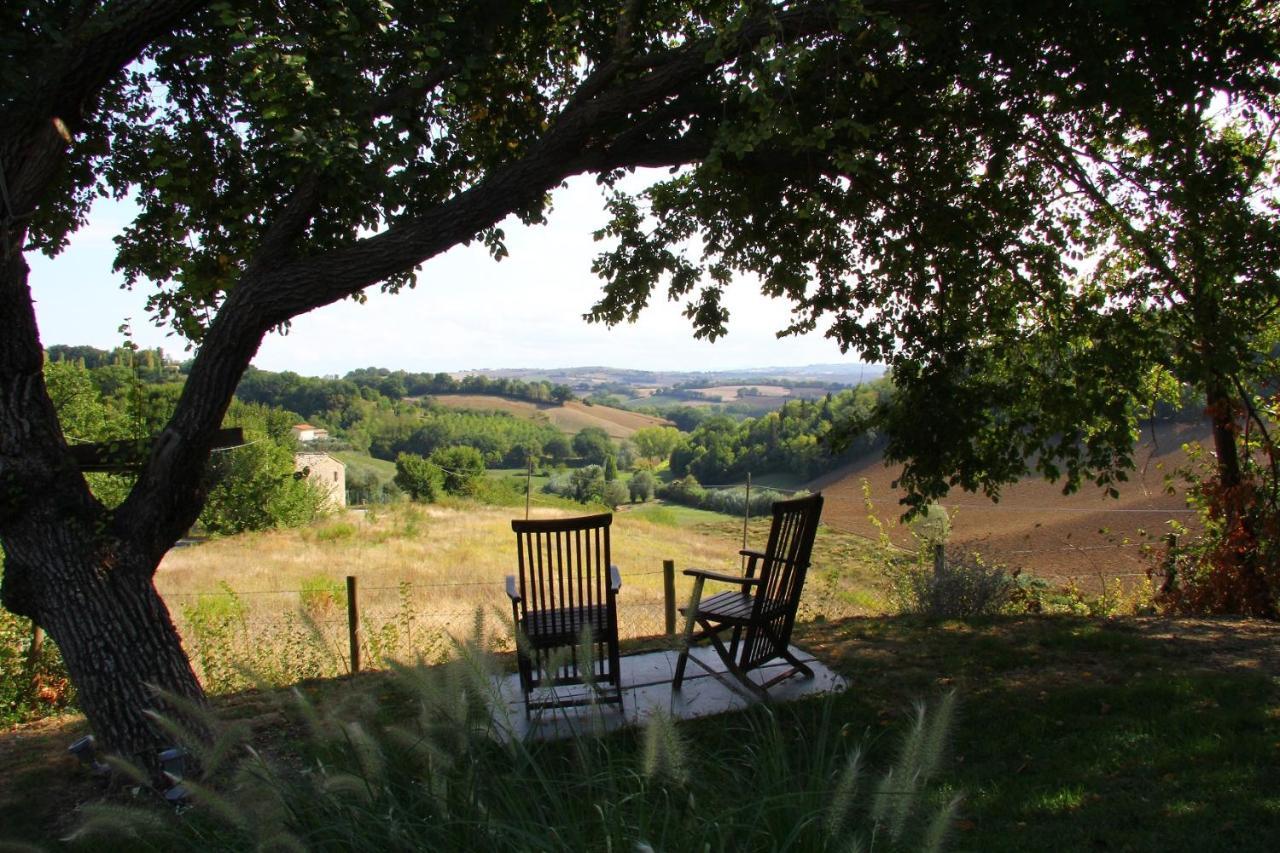 B&B I Fiori Della Cava Pesaro Exterior photo